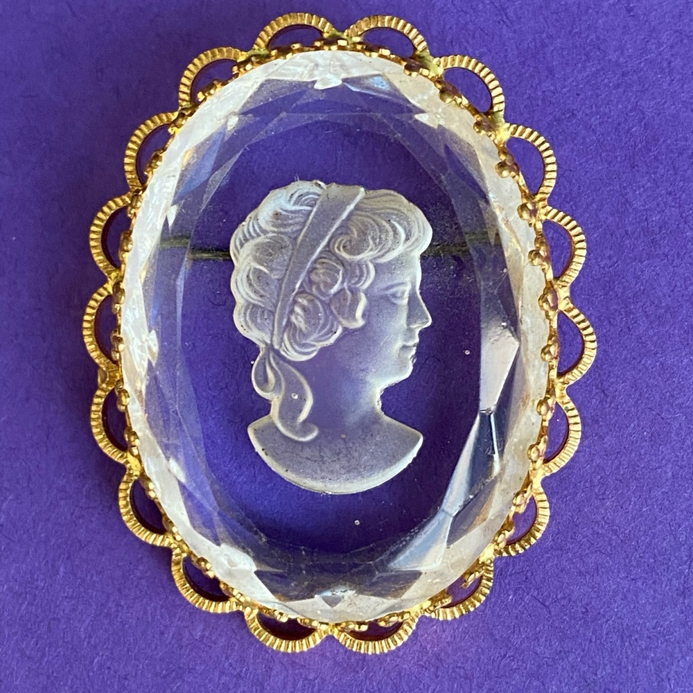 Vintage Reverse Cameo Brooch, made in germany west